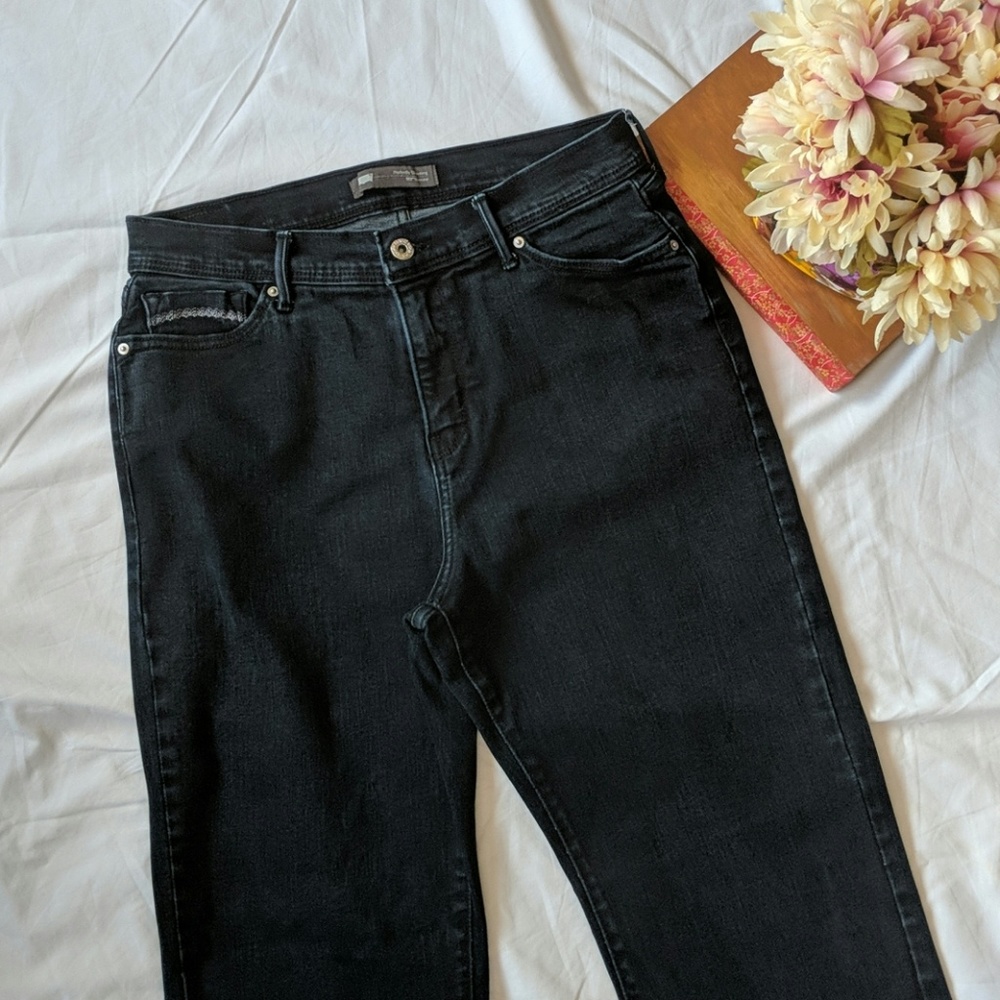 Levi's perfectly slimming 512 bootcut sz 12s - Picture 2 of 8